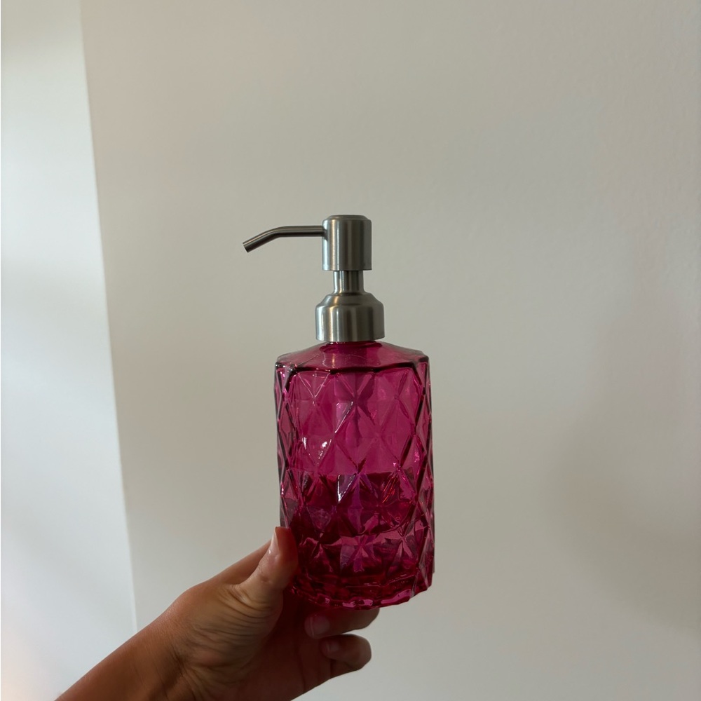 Soap dispenser (2)